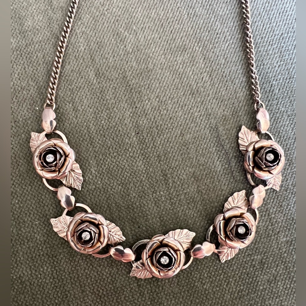 VINTAGE Rosette Choker Necklace Gold Anthropologie Bhldn Catbird Clare V 50s 60s
